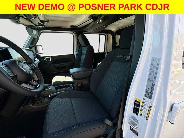 new 2025 Jeep Gladiator car, priced at $41,789