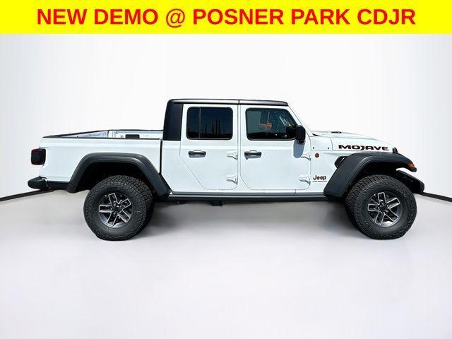 new 2025 Jeep Gladiator car, priced at $41,789