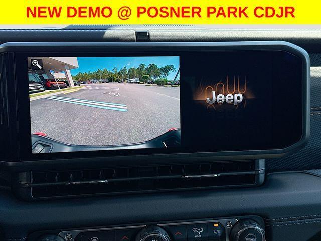 new 2025 Jeep Gladiator car, priced at $41,789