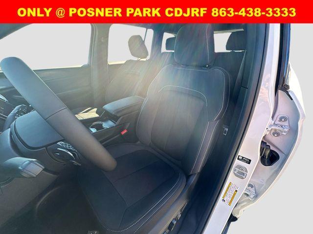 new 2025 Jeep Grand Cherokee car, priced at $33,289