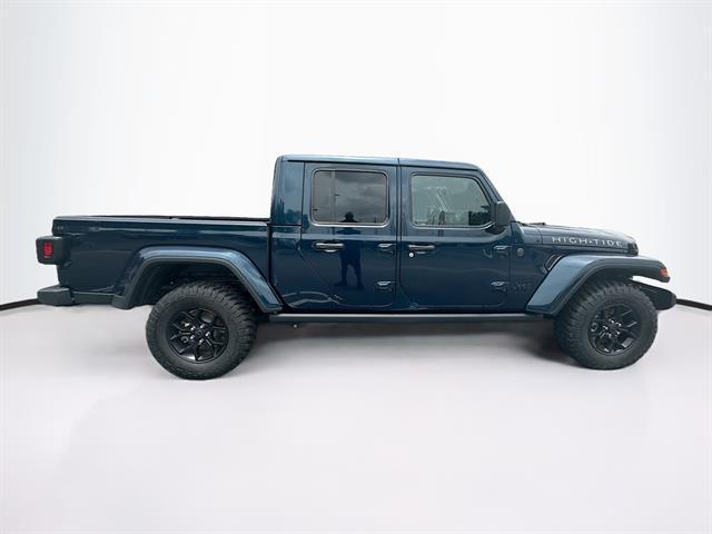 new 2025 Jeep Gladiator car, priced at $41,989