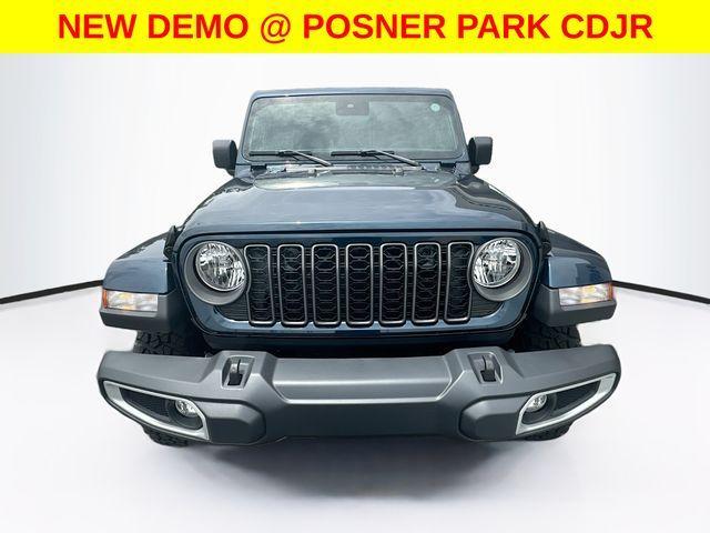 new 2025 Jeep Gladiator car, priced at $42,448