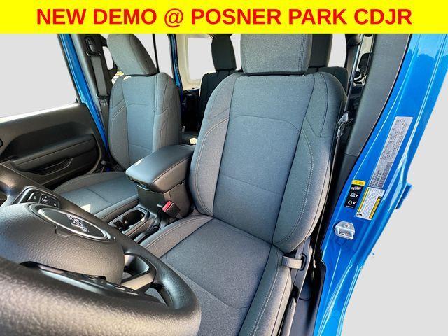 new 2025 Jeep Wrangler car, priced at $33,989