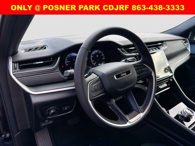 new 2025 Jeep Grand Cherokee car, priced at $35,789