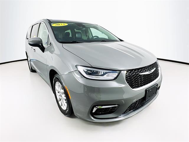 used 2023 Chrysler Pacifica car, priced at $24,500