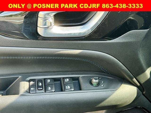 new 2025 Jeep Compass car, priced at $28,989