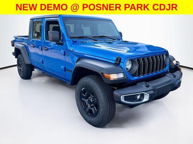 new 2025 Jeep Gladiator car, priced at $34,789