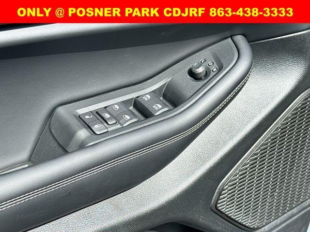 new 2025 Jeep Grand Cherokee car, priced at $35,289