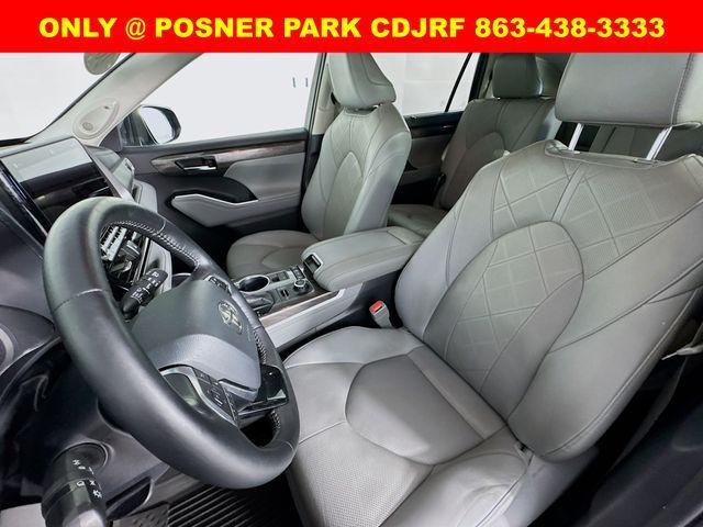 used 2020 Toyota Highlander car, priced at $33,000