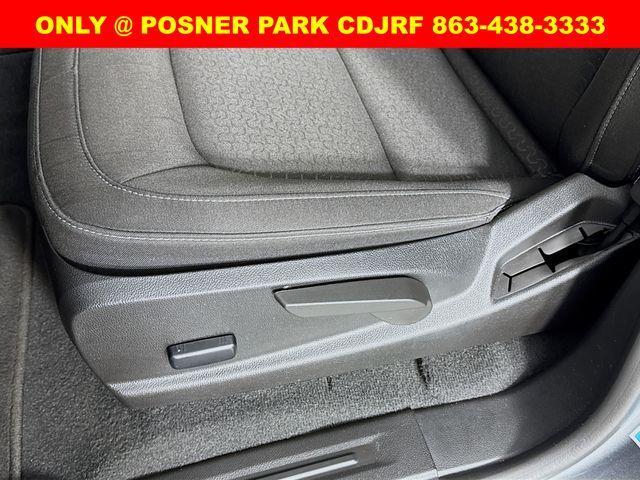 used 2022 GMC Canyon car, priced at $28,999