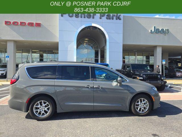 used 2022 Chrysler Pacifica car, priced at $22,000