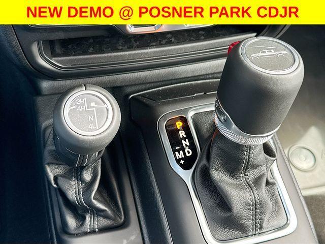 new 2025 Jeep Gladiator car, priced at $36,989