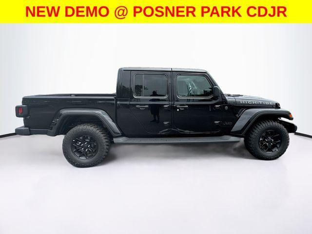 new 2025 Jeep Gladiator car, priced at $43,450