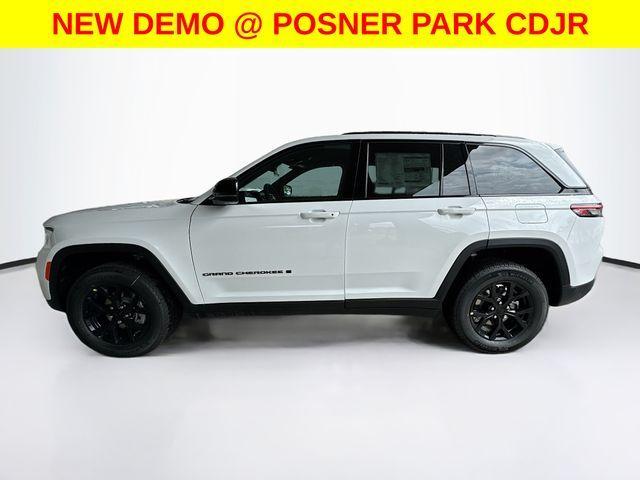 new 2025 Jeep Grand Cherokee car, priced at $37,789
