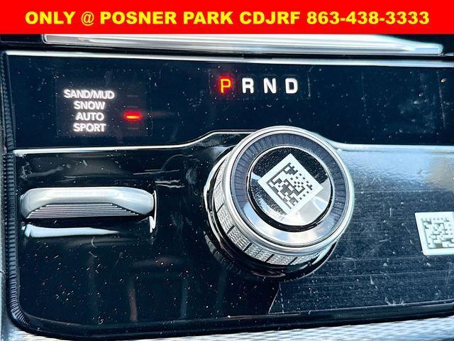 new 2025 Jeep Grand Cherokee car, priced at $49,989