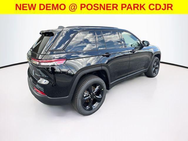 new 2025 Jeep Grand Cherokee car, priced at $49,789