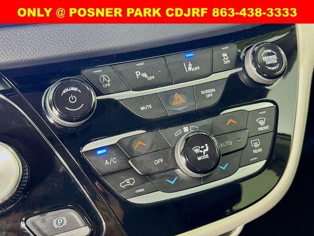 used 2023 Chrysler Pacifica car, priced at $24,300