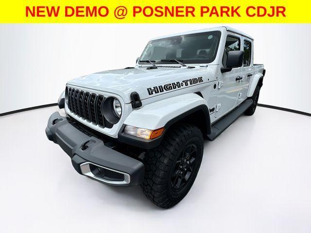 new 2025 Jeep Gladiator car, priced at $41,589