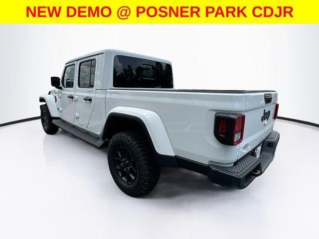 new 2025 Jeep Gladiator car, priced at $41,589