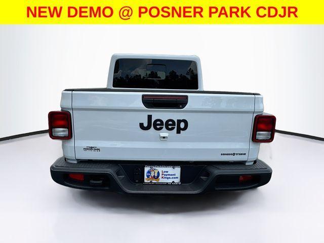 new 2025 Jeep Gladiator car, priced at $41,589