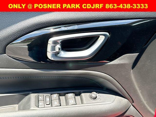 new 2025 Jeep Compass car, priced at $28,989