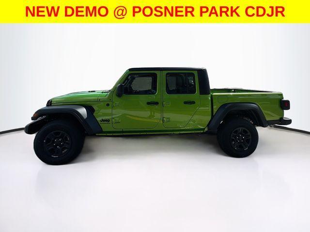 new 2025 Jeep Gladiator car, priced at $34,989
