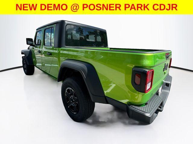 new 2025 Jeep Gladiator car, priced at $34,989
