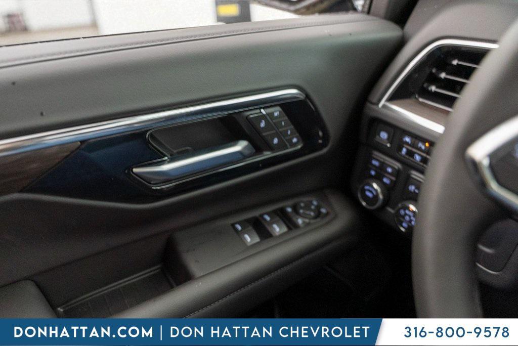 new 2025 Chevrolet Suburban car, priced at $71,498