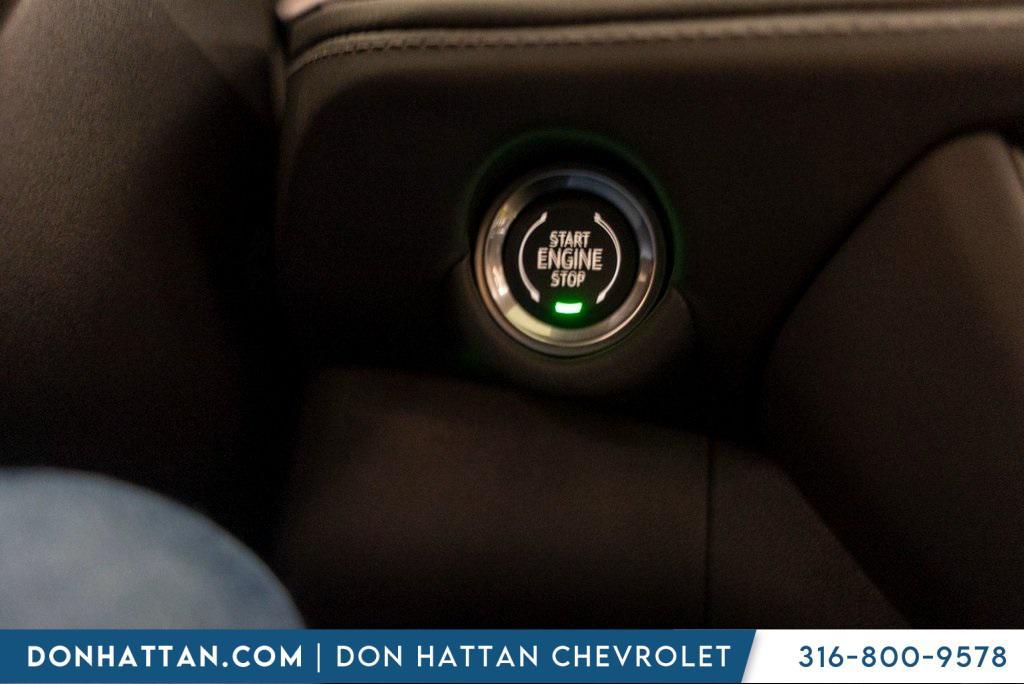 new 2025 Chevrolet Suburban car, priced at $71,498