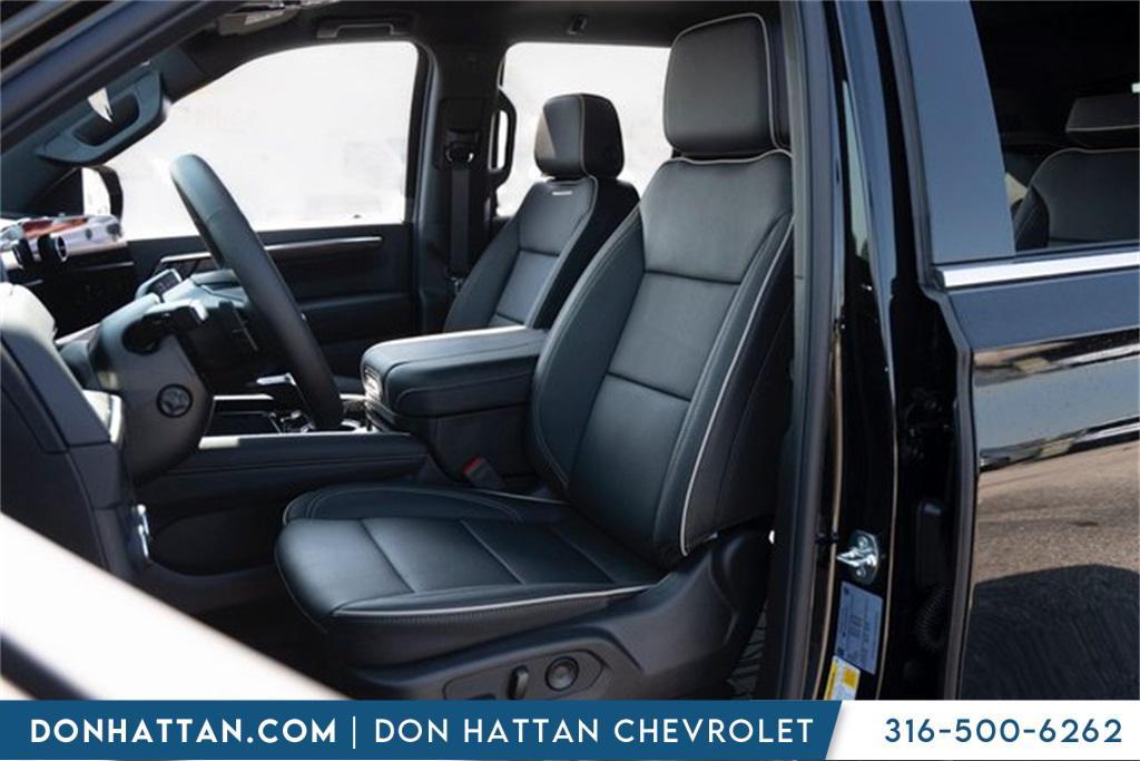 new 2025 Chevrolet Tahoe car, priced at $69,998