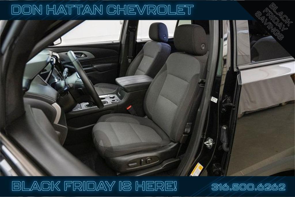 used 2023 Chevrolet Traverse car, priced at $29,799