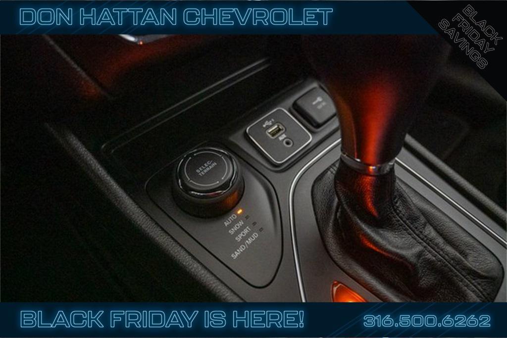 used 2021 Jeep Cherokee car, priced at $22,899