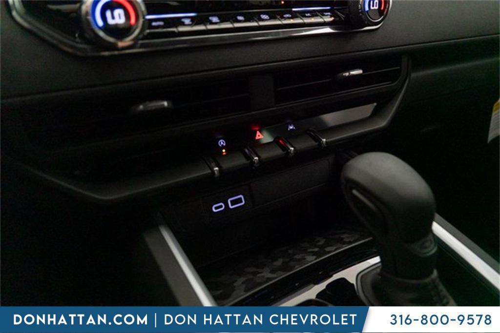 new 2025 Chevrolet Colorado car, priced at $38,999