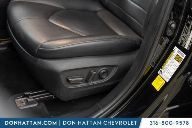 used 2022 Toyota Highlander car, priced at $33,998