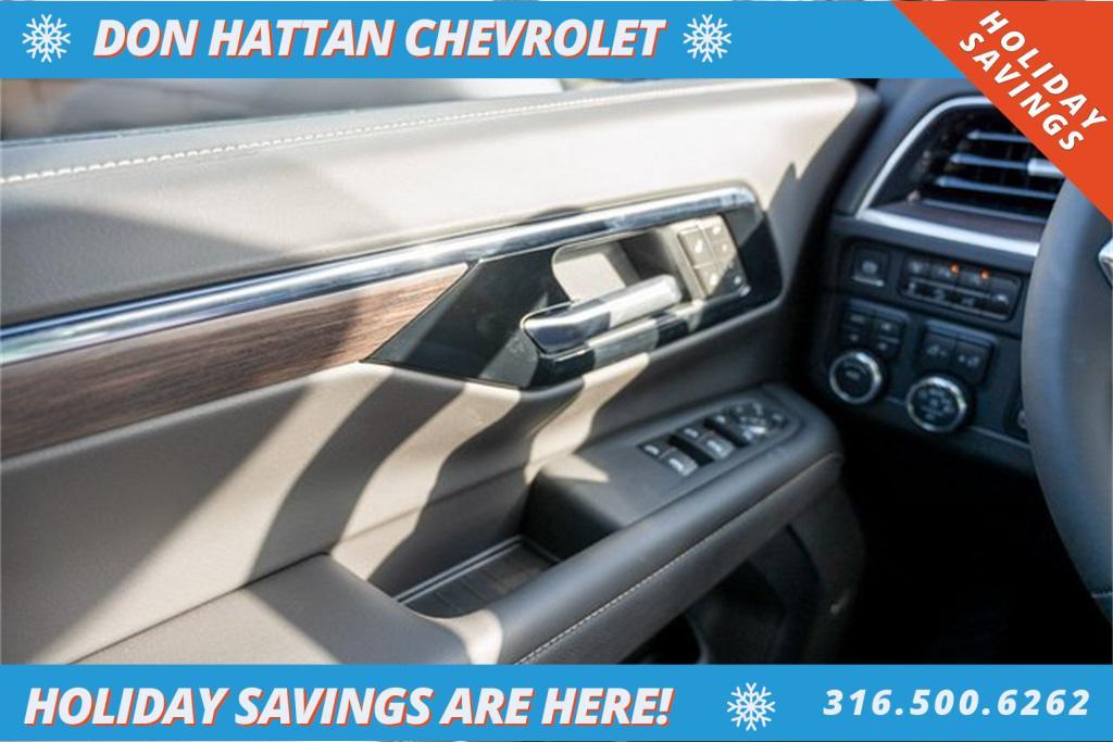 new 2025 Chevrolet Suburban car, priced at $79,998