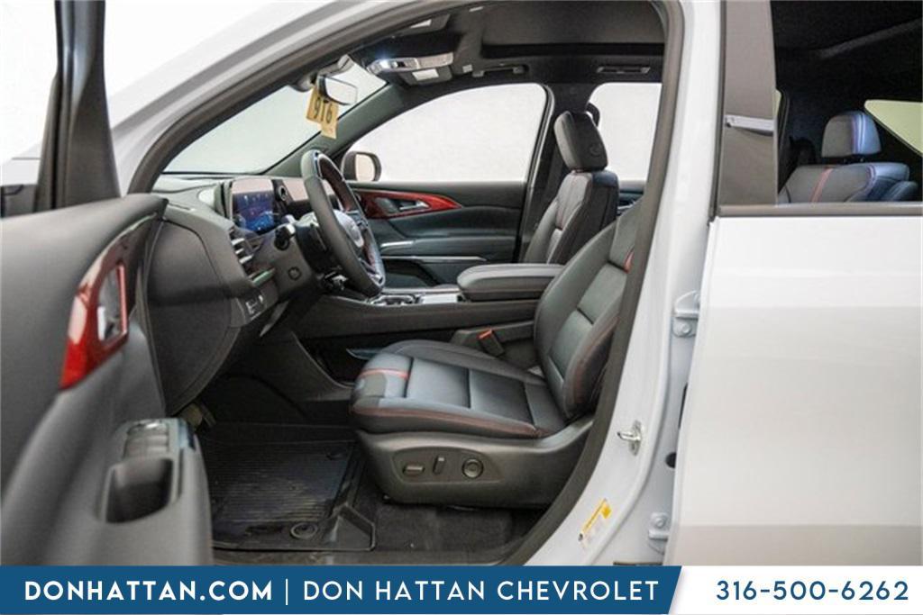 new 2026 Chevrolet Traverse car, priced at $57,999