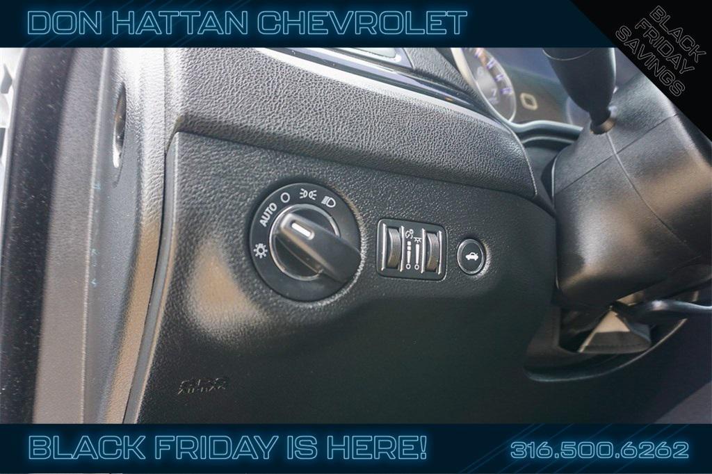 used 2023 Chrysler 300 car, priced at $24,356