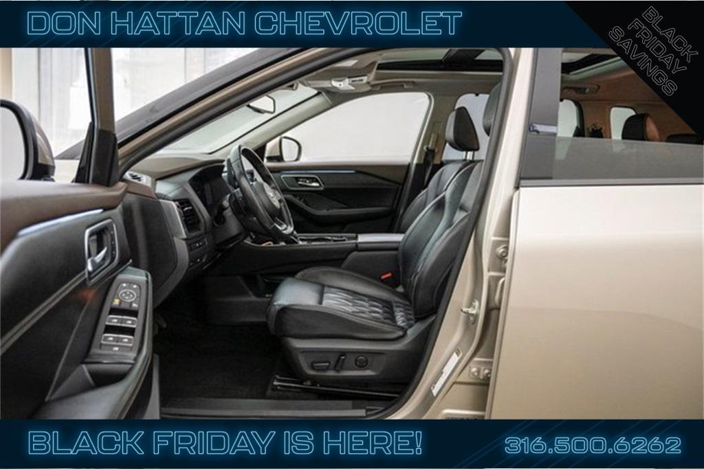 used 2021 Nissan Rogue car, priced at $27,749