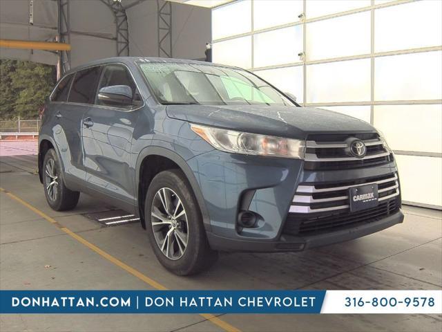 used 2019 Toyota Highlander car, priced at $29,050