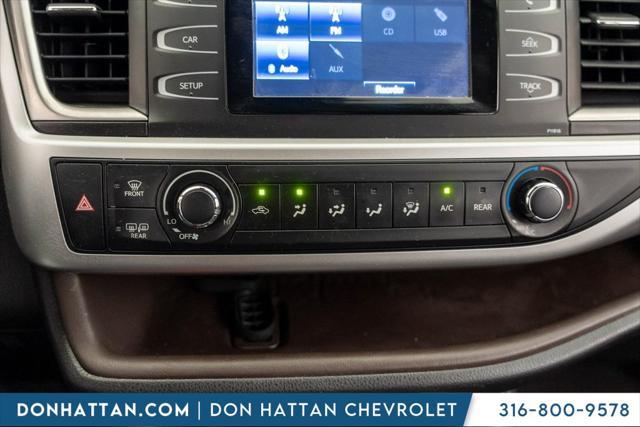 used 2019 Toyota Highlander car, priced at $26,759