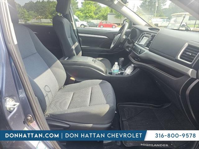 used 2019 Toyota Highlander car, priced at $29,050