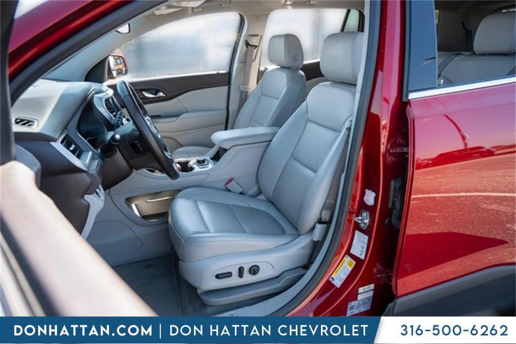 used 2023 GMC Acadia car, priced at $26,998