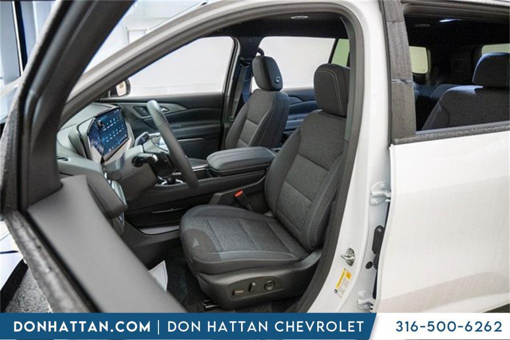 new 2026 Chevrolet Traverse car, priced at $46,740