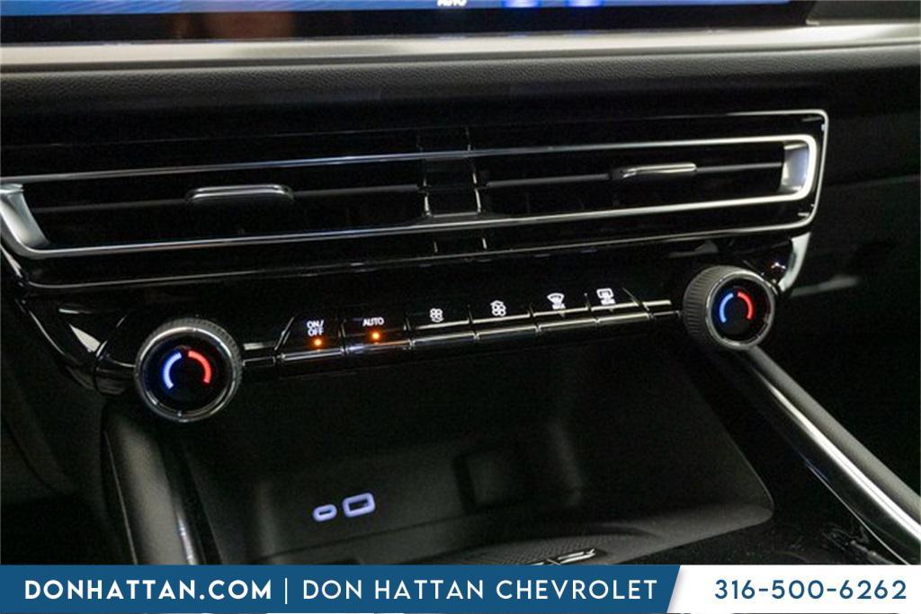 new 2026 Chevrolet Traverse car, priced at $46,740