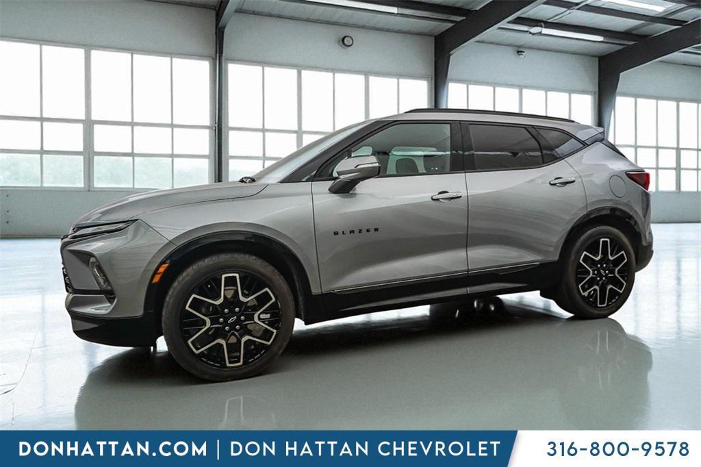 used 2024 Chevrolet Blazer car, priced at $33,998