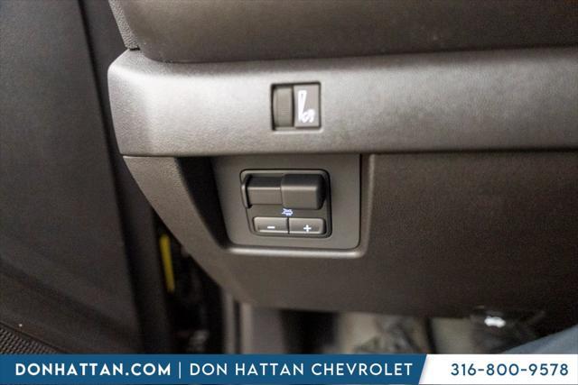 new 2025 Chevrolet Colorado car, priced at $38,999