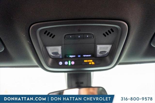 used 2022 Chevrolet Traverse car, priced at $32,124