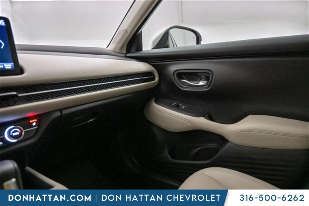 used 2025 Honda HR-V car, priced at $28,759