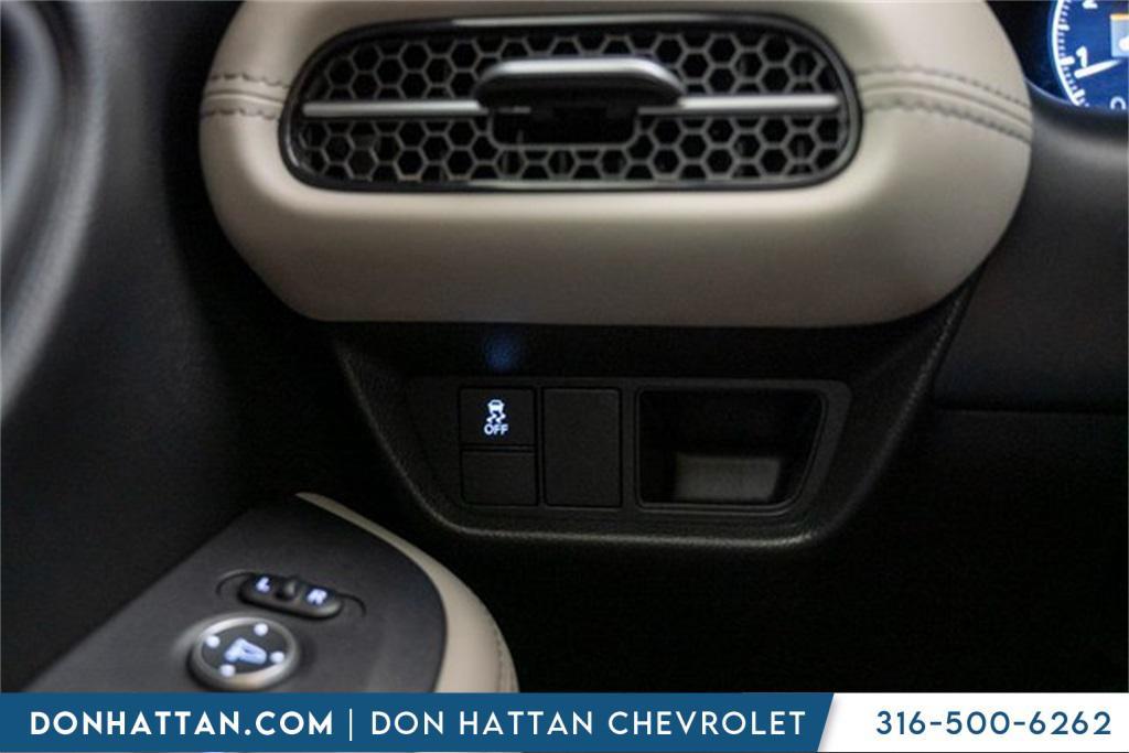 used 2025 Honda HR-V car, priced at $28,759