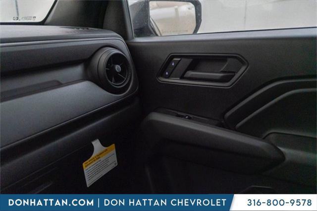 new 2025 Chevrolet Colorado car, priced at $38,999